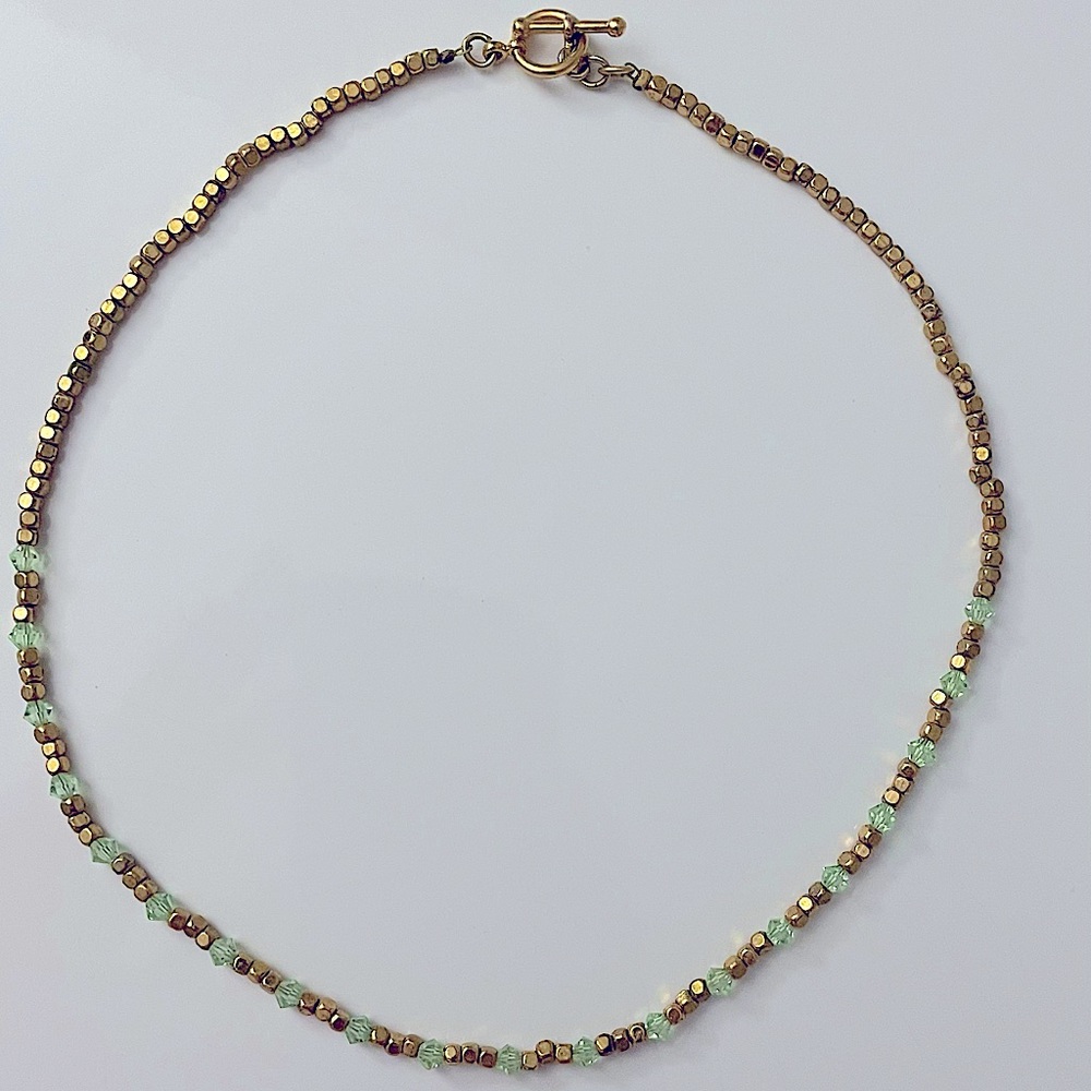 Gold Necklace with Seagreen Green Choker